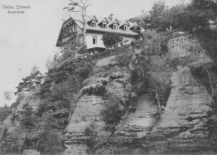 Brand-baude Πανδοχείο *