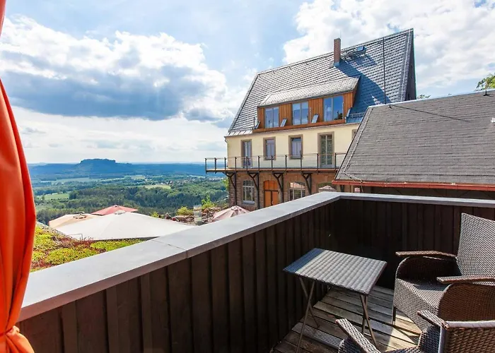 Brand-baude Πανδοχείο *